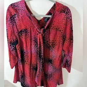 Hilton Hollis blouse top scarf tie geo print size Medium